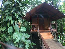 Rana Roja Lodge