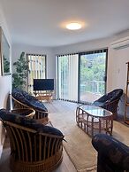 Scarborough & Absolutely Beachfront