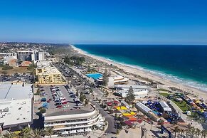 Scarborough & Absolutely Beachfront