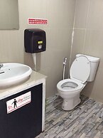 Moov Inn Garden Hostel