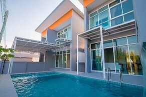 Mondara Vacation Home