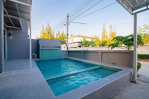 Mondara Vacation Home