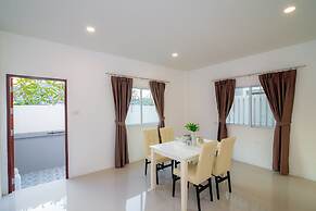 Mondara Vacation Home