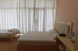 Grindlays Regency Hotel