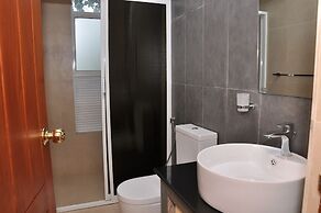 Grindlays Regency Hotel