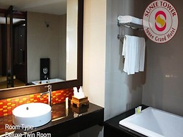 Sunee Grand Hotel