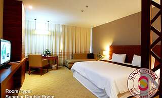 Sunee Grand Hotel