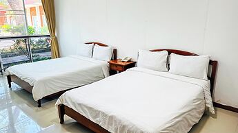 Baan Suan Khunta Golf Resort