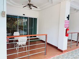 Baan Suan Khunta Golf Resort