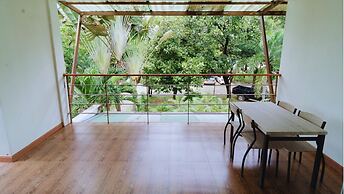 Baan Suan Khunta Golf Resort