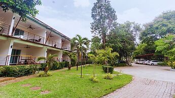 Baan Suan Khunta Golf Resort