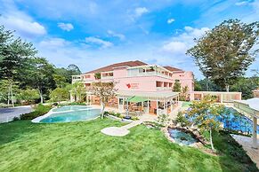 Koyaru-no-sato Doggys Island