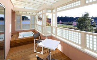 Koyaru-no-sato Doggys Island