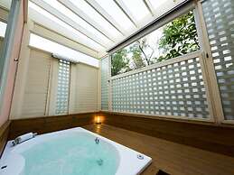 Koyaru-no-sato Doggys Island