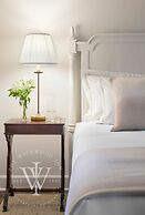 Wickwood Inn