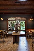 Las Lomas Casa Hotel