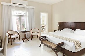 Las Lomas Casa Hotel