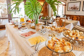 Las Lomas Casa Hotel