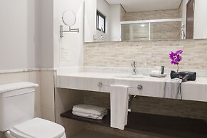 Las Lomas Casa Hotel