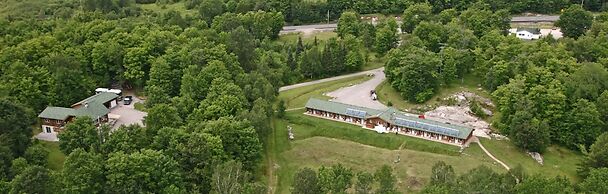 Quiet Bay Inn & Café