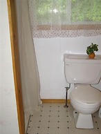 Quiet Bay Inn & Café