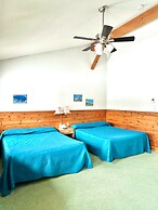 Quiet Bay: Lakeside Escape