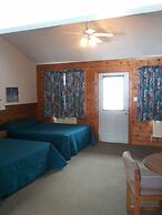 Quiet Bay Inn & Café