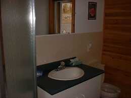 Quiet Bay Inn & Café