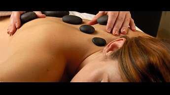 Quiet Bay Inn & Café