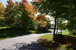 Quiet Bay Inn & Café