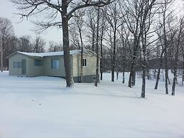 Quiet Bay Inn & Café