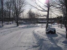 Quiet Bay Inn & Café