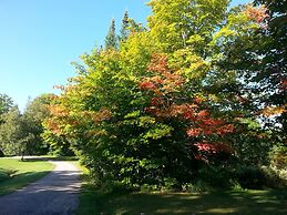 Quiet Bay Inn & Café