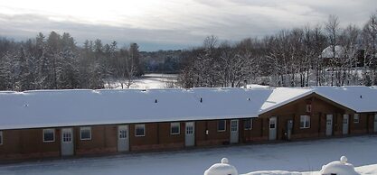 Quiet Bay Inn & Café