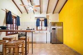 Captain Don's Habitat