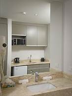 Captain Don's Habitat