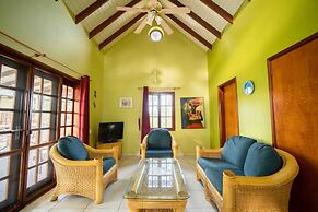 Captain Don's Habitat