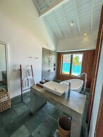 Ubuntu Beach Villas By Reveal