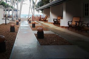 Thejan Beach Cabanas