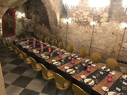 Maison Bistro & Hotel