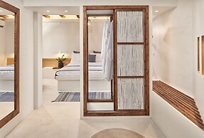 Parian Boutique Hotel