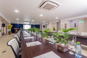 Champa Central Hotel