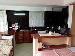 CHEZ LORNA 3 nights or plus