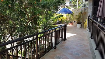 CHEZ LORNA 3 nights or plus