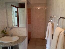 CHEZ LORNA 3 nights or plus