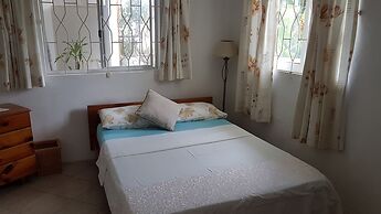 CHEZ LORNA 3 nights or plus