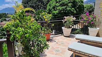 CHEZ LORNA 3 nights or plus