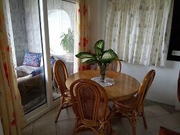 CHEZ LORNA 3 nights or plus