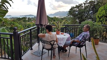 CHEZ LORNA 3 nights or plus