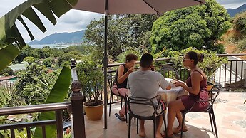 CHEZ LORNA 3 nights or plus